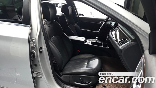 Genesis G80 2019 — photo 11