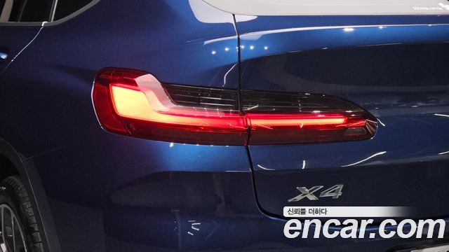 BMW X4 2025 — photo 9