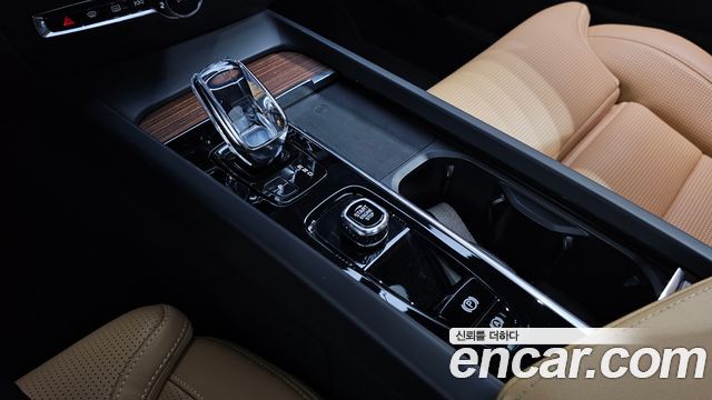 Volvo S60 2022 — photo 12