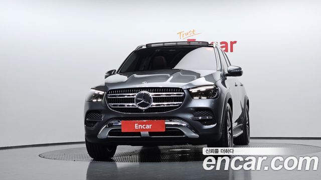 Mercedes-Benz GLE-Class 2025 — photo 3