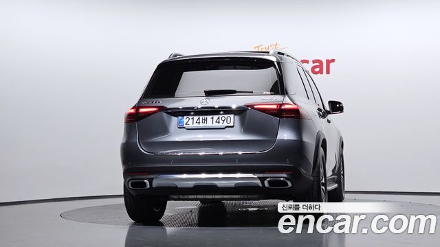 Mercedes-Benz GLE-Class 2025 — photo 4
