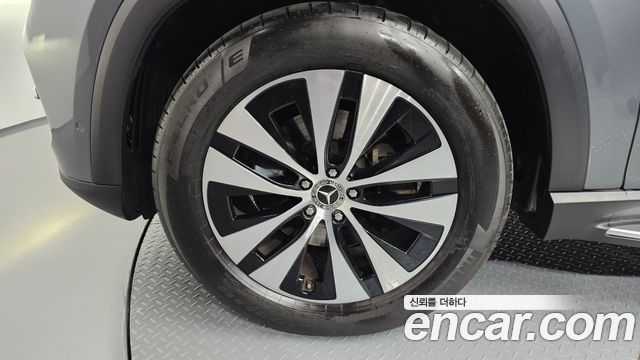 Mercedes-Benz GLE-Class 2025 — photo 5