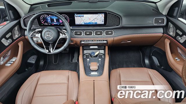 Mercedes-Benz GLE-Class 2025 — photo 10