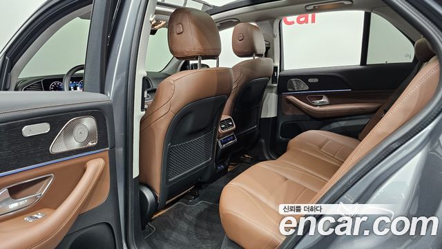 Mercedes-Benz GLE-Class 2025 — photo 18