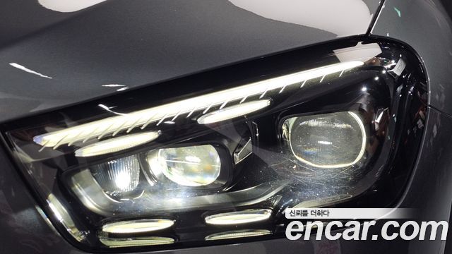 Mercedes-Benz GLE-Class 2025 — photo 8