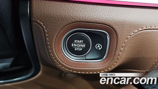 Mercedes-Benz GLE-Class 2025 — photo 30