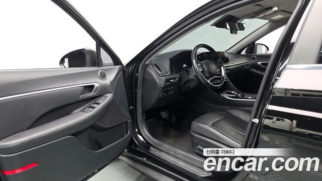 Hyundai Sonata 2021 — photo 13