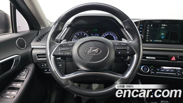 Hyundai Sonata 2021 — photo 19