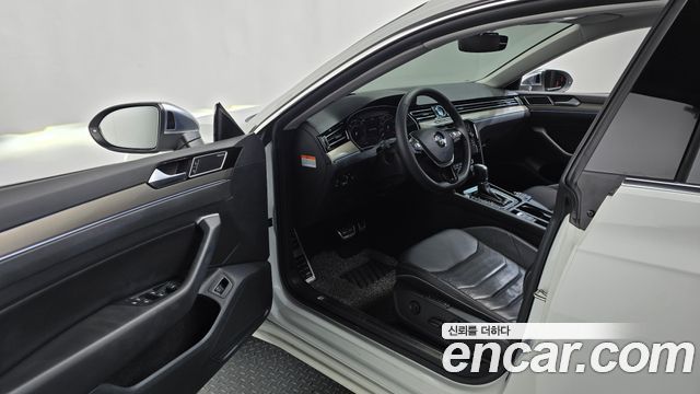Volkswagen Arteon 2019 — photo 13