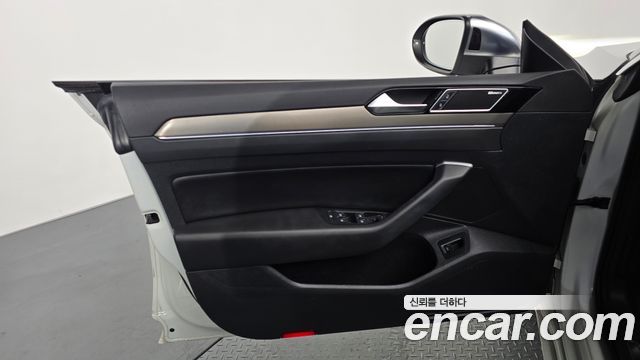 Volkswagen Arteon 2019 — photo 14