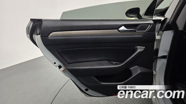 Volkswagen Arteon 2019 — photo 15