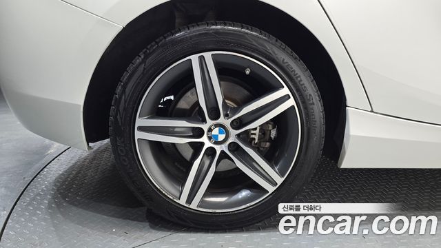 BMW 1-Series 2018 — photo 5