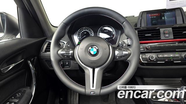 BMW 1-Series 2018 — photo 19