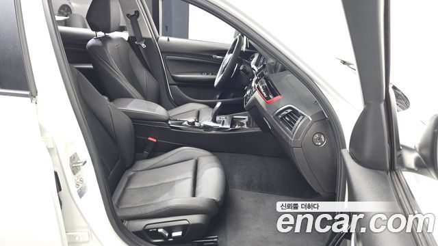 BMW 1-Series 2018 — photo 16