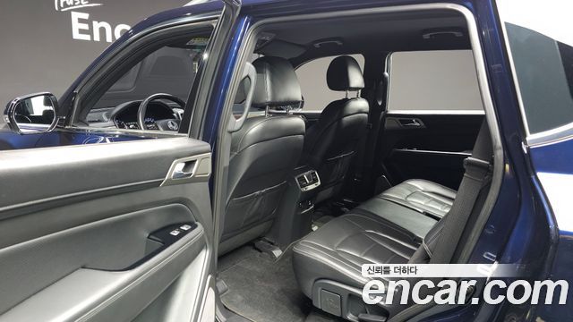 KG Mobility Rexton 2018 — photo 11