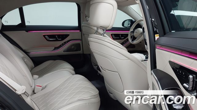 Mercedes-Benz S-Class 2024 — photo 10