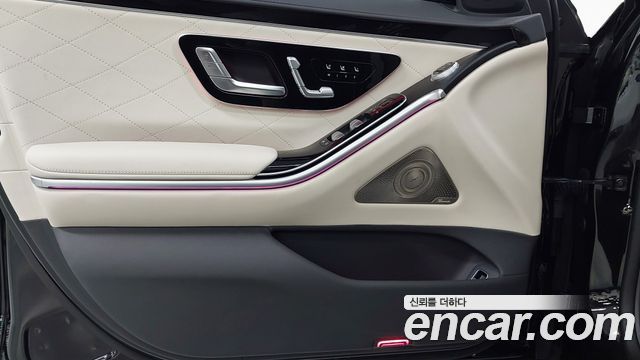 Mercedes-Benz S-Class 2024 — photo 15