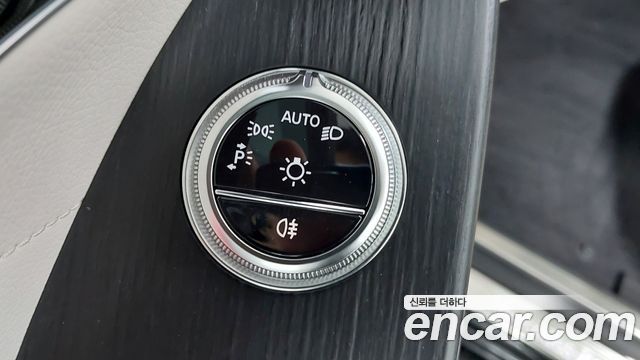 Mercedes-Benz S-Class 2024 — photo 18