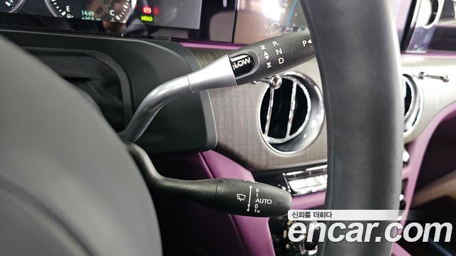 Rolls-Royce Ghost 2022 — photo 12
