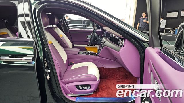 Rolls-Royce Ghost 2022 — photo 17