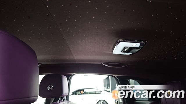 Rolls-Royce Ghost 2022 — photo 24
