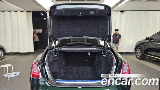 Rolls-Royce Ghost 2022 — photo 26