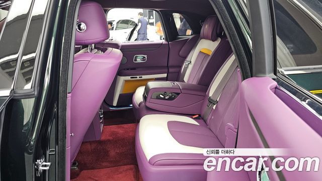 Rolls-Royce Ghost 2022 — photo 16