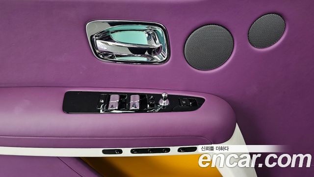 Rolls-Royce Ghost 2022 — photo 36
