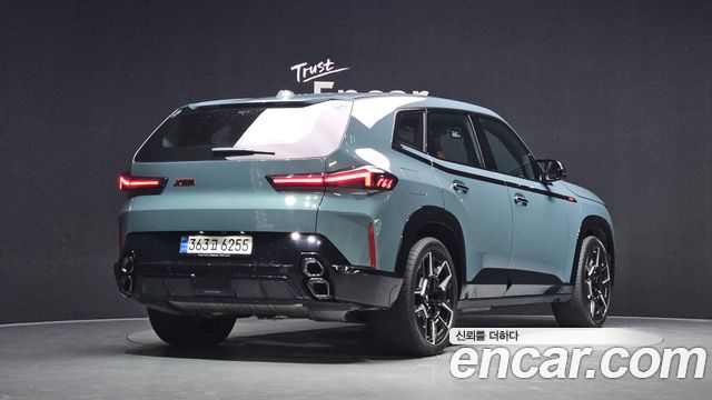 BMW XM 2026 — photo 2