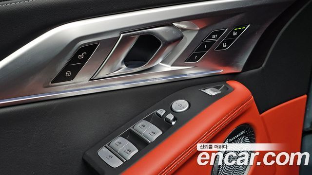 BMW XM 2026 — photo 29