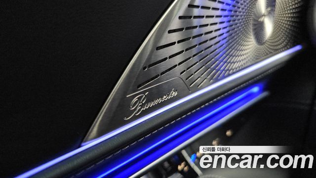 Mercedes-Benz SL-Class 2023 — photo 32