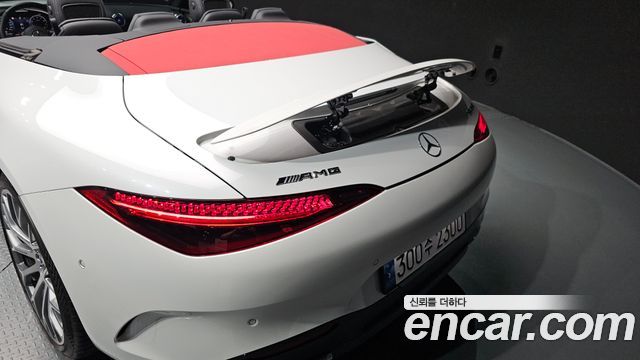 Mercedes-Benz SL-Class 2023 — photo 36