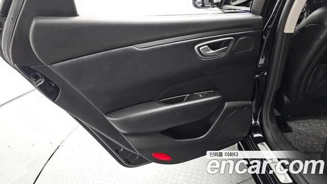 Renault Korea SM6 2016 — photo 15