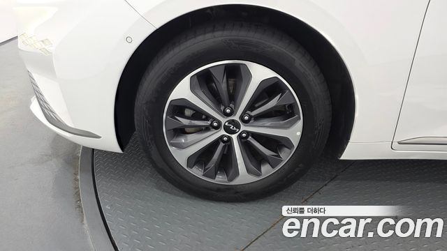 Kia K8 2023 — photo 5