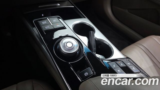 Kia K8 2023 — photo 9