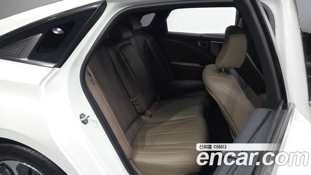 Kia K8 2023 — photo 11
