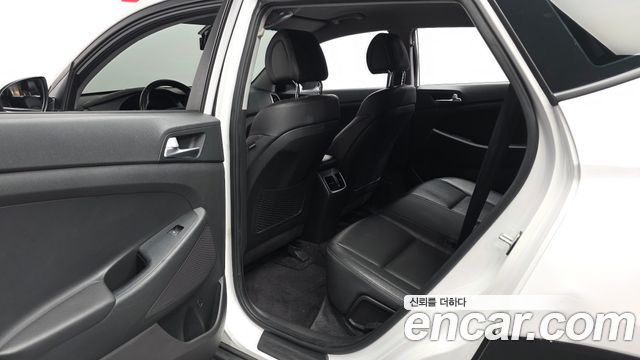 Hyundai Tucson 2018 — photo 16