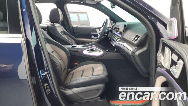 Mercedes-Benz GLE-Class 2021 — photo 16