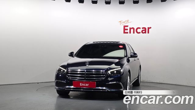 Mercedes-Benz E-Class 2021 — photo 3