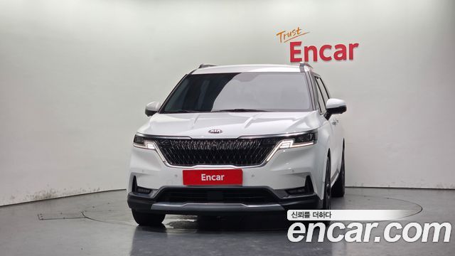 Kia Canival 2021 — photo 3