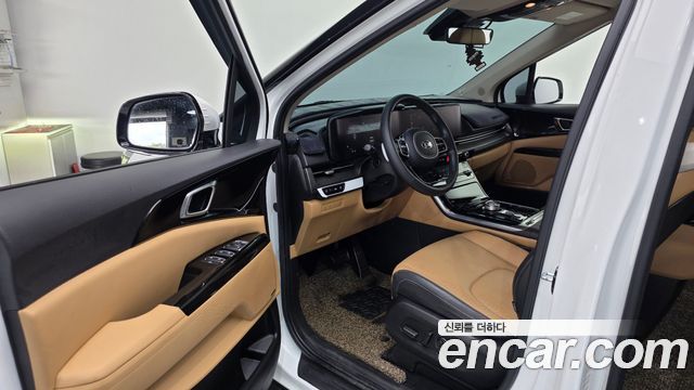 Kia Canival 2021 — photo 10