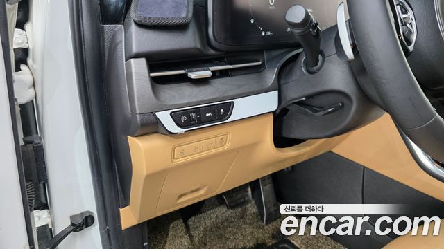 Kia Canival 2021 — photo 17