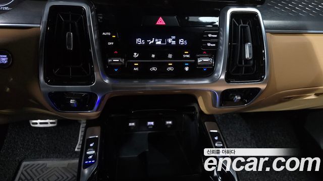 Kia Sorento 2021 — photo 24