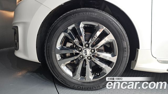 Kia Canival 2018 — photo 5