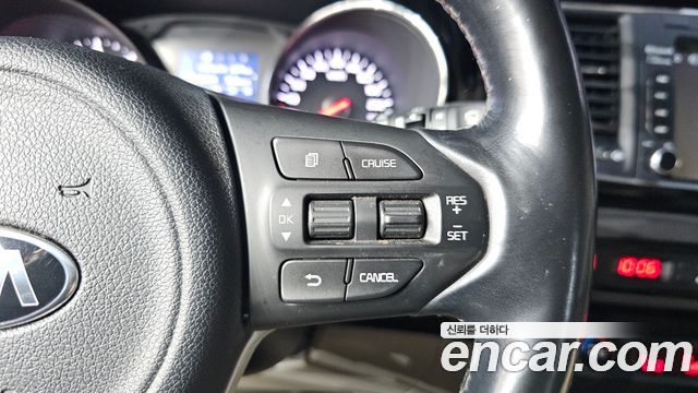 Kia Canival 2018 — photo 21