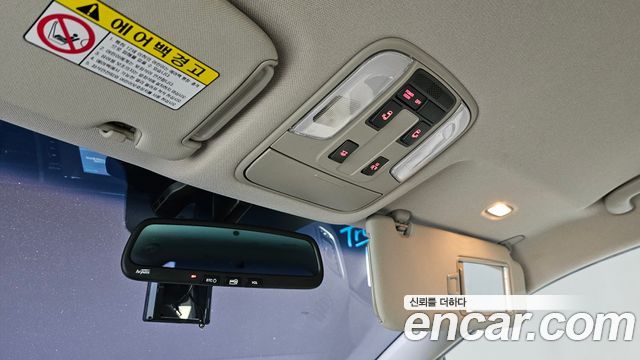 Kia Canival 2018 — photo 23