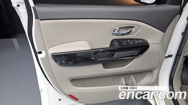 Kia Canival 2018 — photo 14