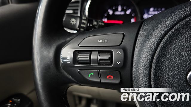 Kia Canival 2018 — photo 30