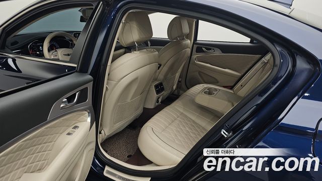 Genesis G70 2018 — photo 16