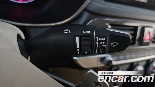 Genesis G70 2018 — photo 32